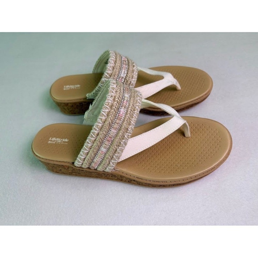 LifeStride Birdie Womens 10M White Wedge Sandals Bzees Air Step Boho NWOB - Picture 2 of 5